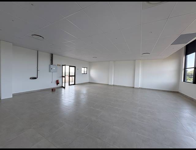 98M² RETAIL TO LET IN BALLITO CENTRAL